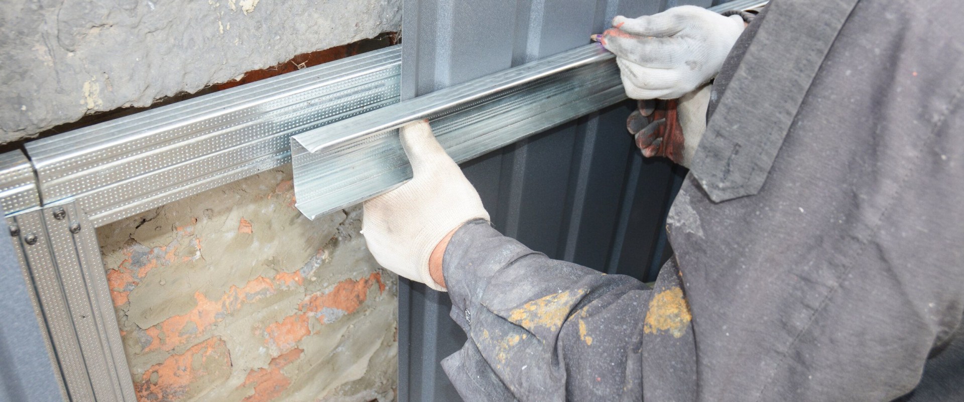 Reading Customer Reviews Online: How to Find Qualified Local Services for Foundation Repair